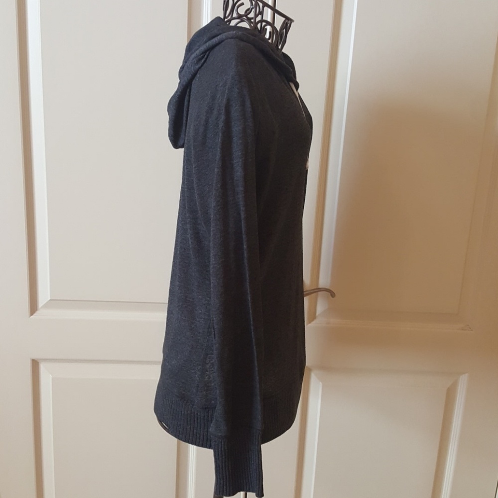 Mossimo Supply Co lightweight Hoodie - Picture 3 of 5